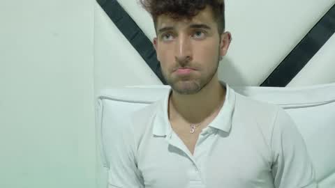 Chris  online show from October 17, 8:57 pm