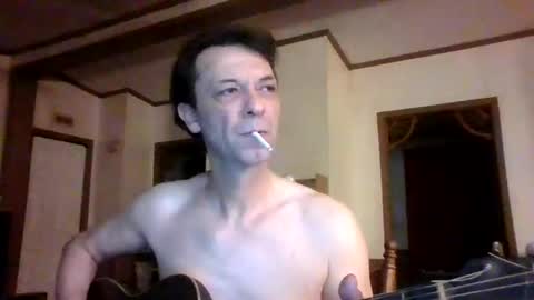 Snapshot of bottomcdforoldersc chatting on February 5, 7:39 am James online show from February 5, 7:39 am