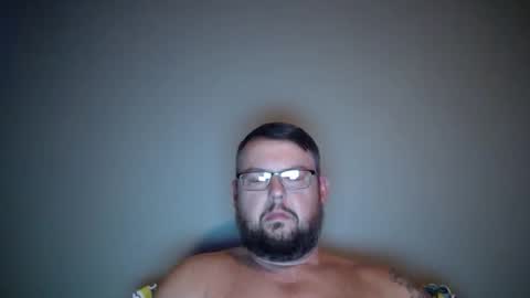 bowtieguy84 online show from September 9, 2:33 am