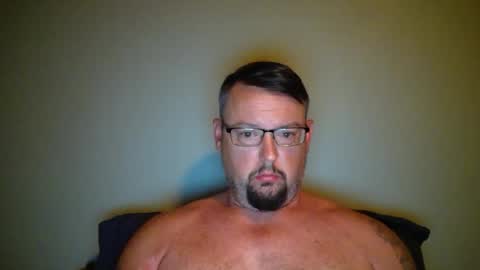 bowtieguy84 online show from June 14, 2:46 am