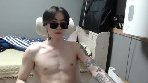 Snapshot of boxman556990 chatting on October 26, 7:49 pm boxman556990 online show from October 26, 7:49 pm