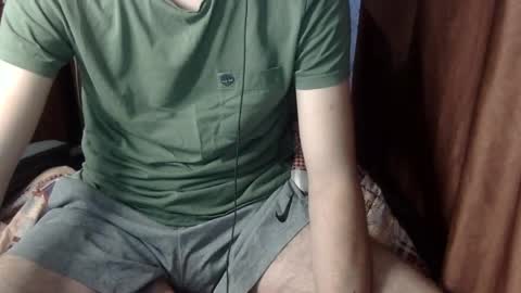 boy4dreams online show from May 8, 5:57 pm