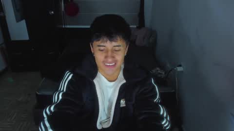 boy_nauthy online show from January 9, 1:02 pm