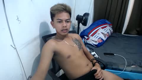 boyax16 online show from February 11, 7:02 am