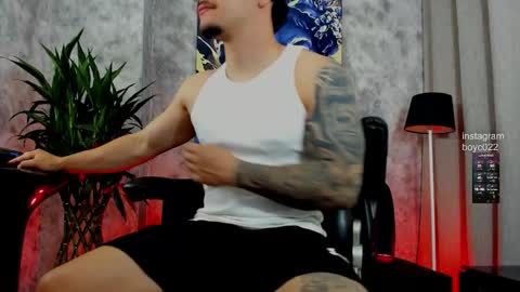 boyc02_ online show from September 8, 7:24 pm