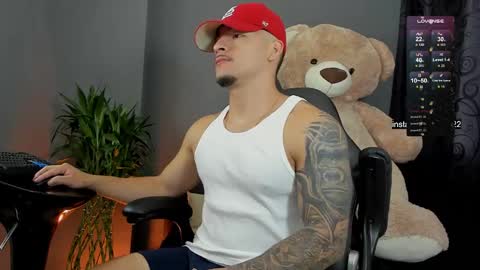 boyc02_ online show from February 21, 10:37 pm