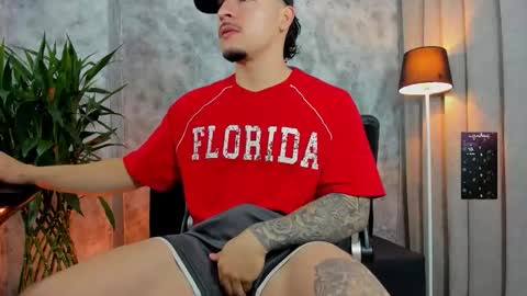 boyc02_ online show from November 21, 5:56 pm