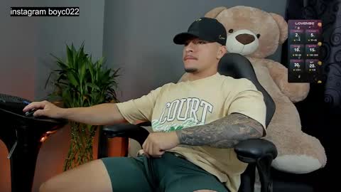 boyc02_ online show from March 8, 12:20 am