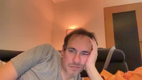 boytoyhh online show from November 11, 8:14 pm