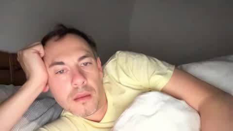 boytoyhh online show from November 28, 7:33 am