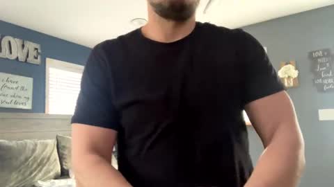 boytoy8969 online show from December 16, 1:43 pm