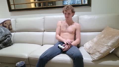 Boyyhb online show from November 11, 6:13 pm