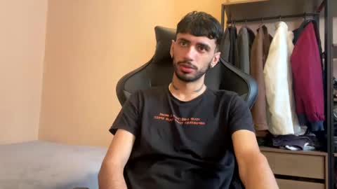 boyzinm2 online show from November 10, 10:53 am