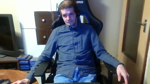 bponie1 online show from December 31, 12:32 am