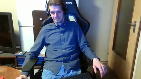 bponie1 online show from January 24, 10:30 pm