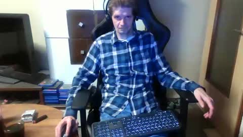 bponie1 online show from December 22, 1:34 am