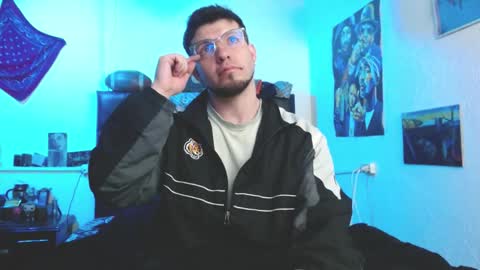 brad hot boy online show from September 30, 2:18 am