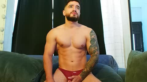 Bradley Martinez online show from January 9, 5:54 pm