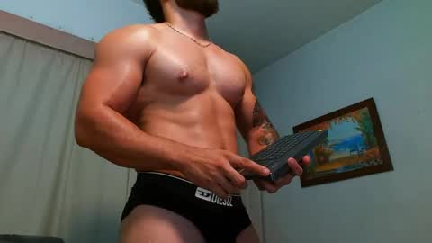 Bradley Martinez online show from May 23, 12:05 am