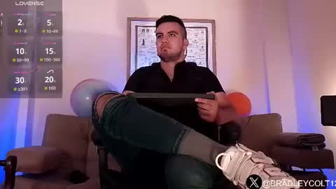 Bradley Colton Independ Model online show from July 8, 4:00 pm