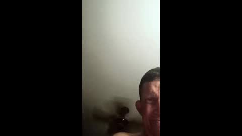 bradleyrowelljr0 online show from June 1, 12:11 am