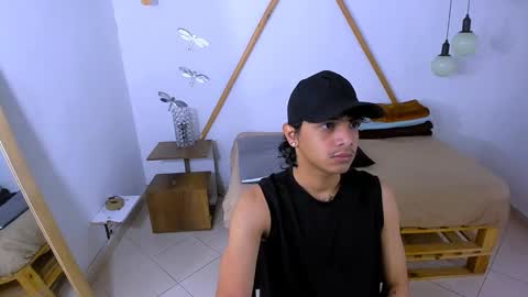 Snapshot of brand_hades chatting on October 18, 7:30 pm B R A N D online show from October 18, 7:30 pm