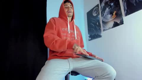 Brandon Lavitt online show from November 17, 11:02 am