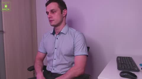Snapshot of brandonnorriss chatting on December 11, 8:38 pm BRANDON online show from December 11, 8:38 pm