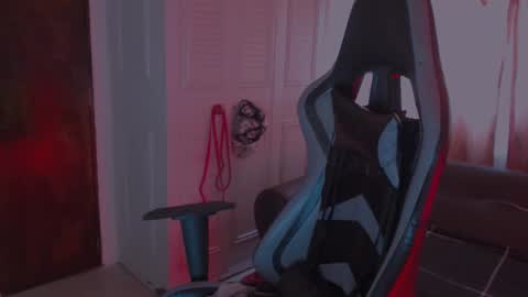 brasi_ online show from December 14, 6:04 pm