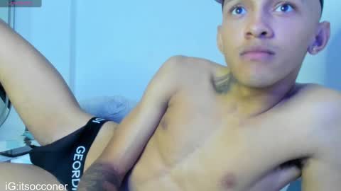 Snapshot of brayan_chevignon chatting on February 23, 4:20 pm brayan_chevignon online show from February 23, 4:20 pm