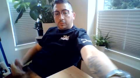 breakingbad84 online show from July 22, 4:48 am