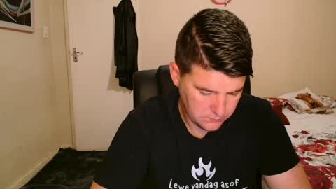 ask me lol online show from April 15, 3:06 am