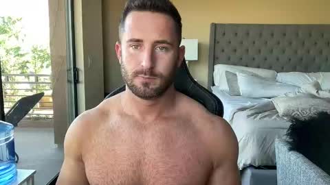 Brett Mycles online show from November 4, 9:38 pm