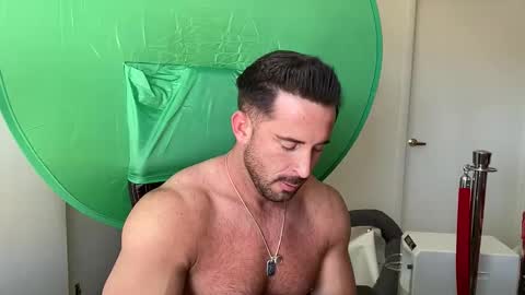 Brett Mycles online show from May 27, 9:23 pm