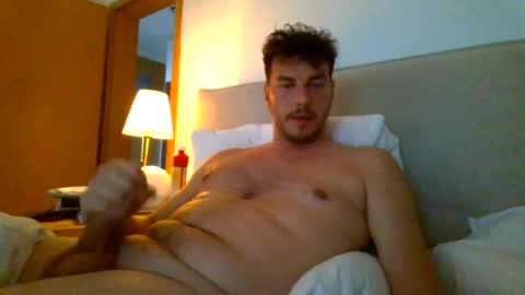 brian1_87 online show from July 12, 4:03 am