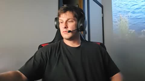 brian7891012 online show from March 1, 2:28 pm