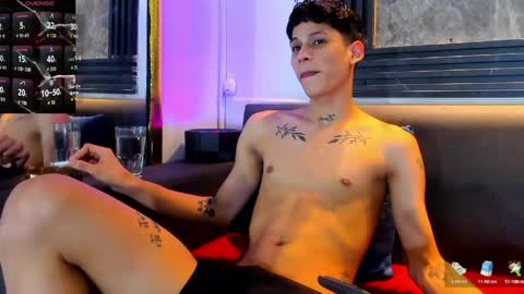 brian_hotof1 online show from May 31, 12:37 pm