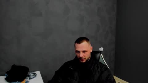 Snapshot of brianhunts chatting on February 27, 6:29 am Brian online show from February 27, 6:29 am