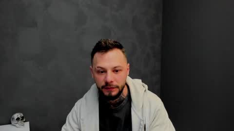 Snapshot of brianhunts chatting on January 4, 6:41 am Brian online show from January 4, 6:41 am