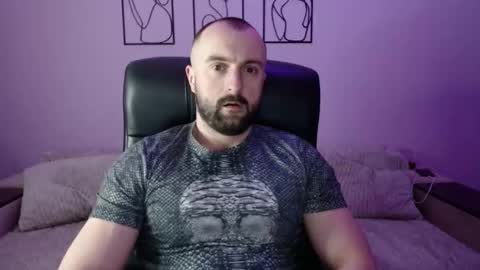 brindlefly69 online show from March 23, 11:49 am