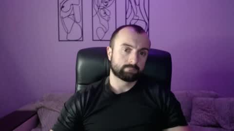 brindlefly69 online show from November 19, 12:05 pm