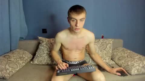 bristlebback online show from December 22, 4:15 pm