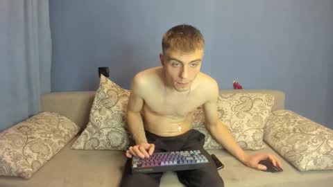 bristlebback online show from September 17, 5:03 pm