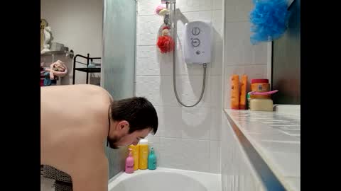 Chubby British Cock online show from January 14, 1:04 am