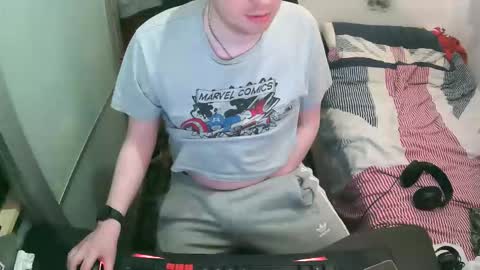 British Tom online show from March 27, 12:26 am