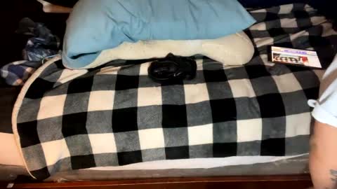 brownbootie1 online show from March 4, 4:30 pm