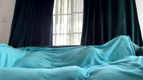 browneyez27 online show from November 12, 9:08 pm