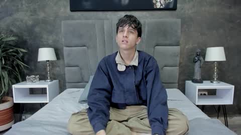 Bruce Hans online show from February 24, 12:06 pm