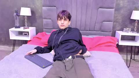 Bruce Hans online show from February 14, 11:42 am