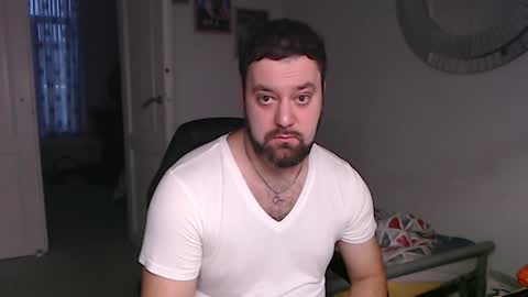 Bruce online show from December 5, 3:28 pm